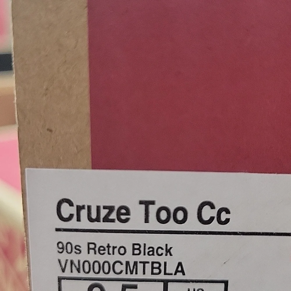 Van's Cruze Too Cc Brand new in the box authentic uper leather and textile.